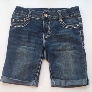 Cherokee mid rise medium wash jeans shorts